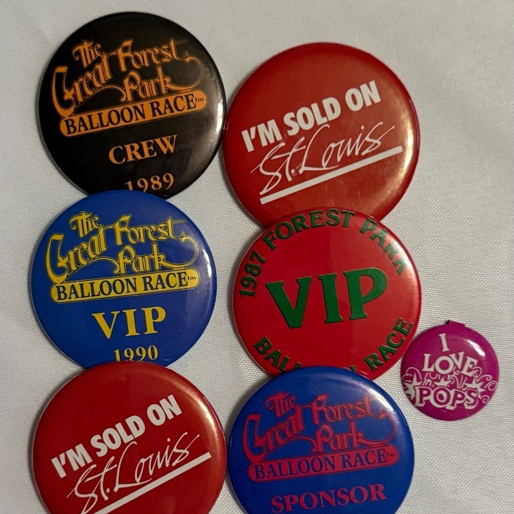 Vintage St. Louis Great Forest Park Balloon Race Pinback Lot VIP Crew 1989–92